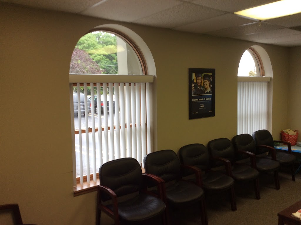 Great Expressions Dental Centers - Livonia North | 37625 Ann Arbor Rd, Livonia, MI 48150, USA | Phone: (734) 219-0052