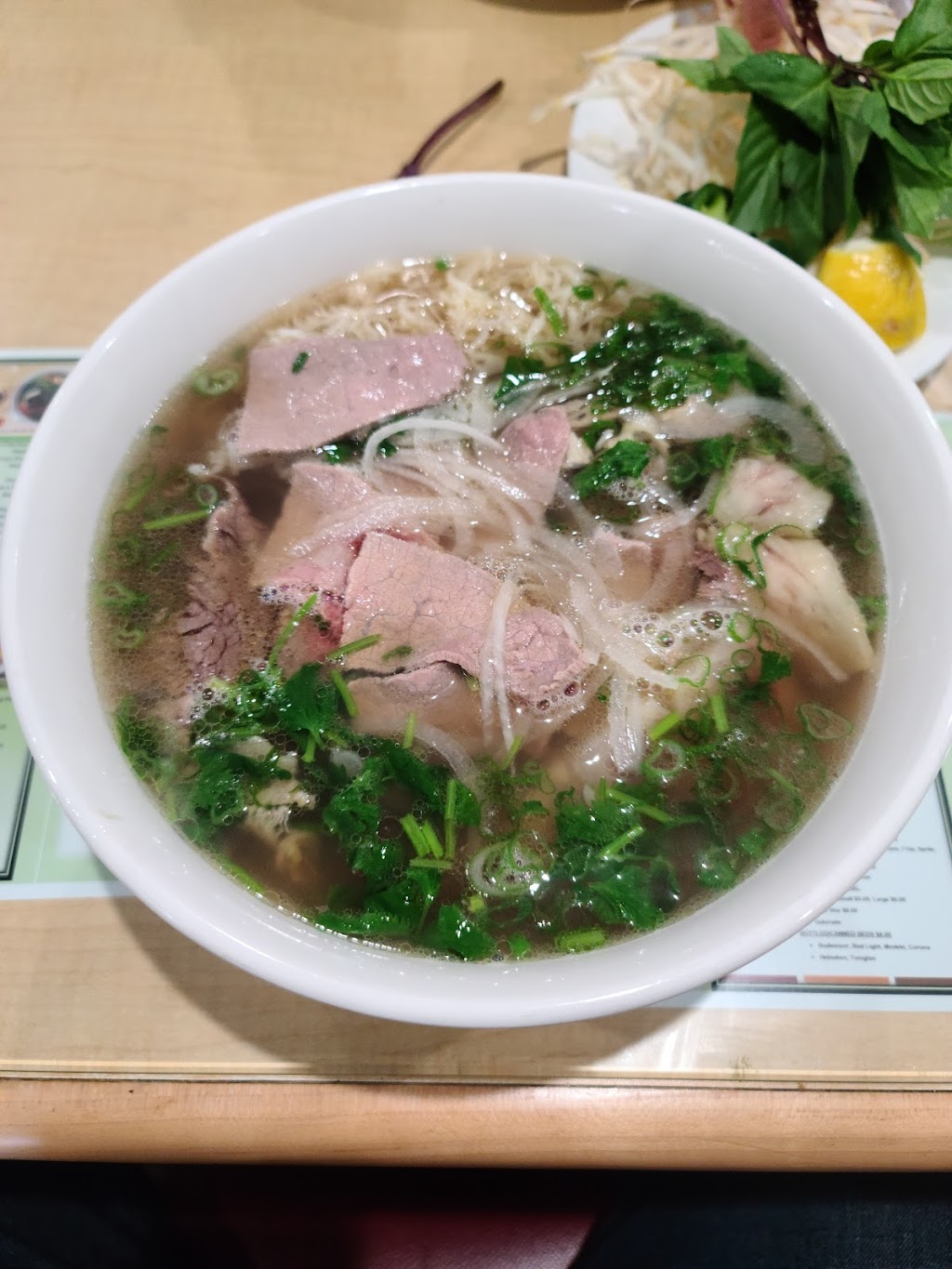 Viet Noodles Xpress | 2400 Coffee Rd suite h, Modesto, CA 95355, USA | Phone: (209) 596-4274