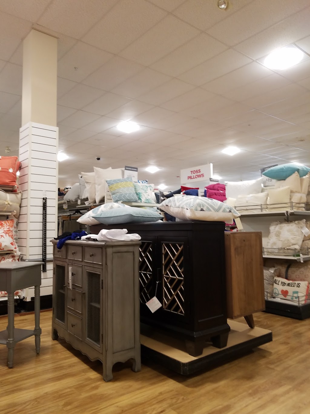 Marshalls & HomeGoods | 9876-B Rea Rd, Charlotte, NC 28277, USA | Phone: (704) 544-3415