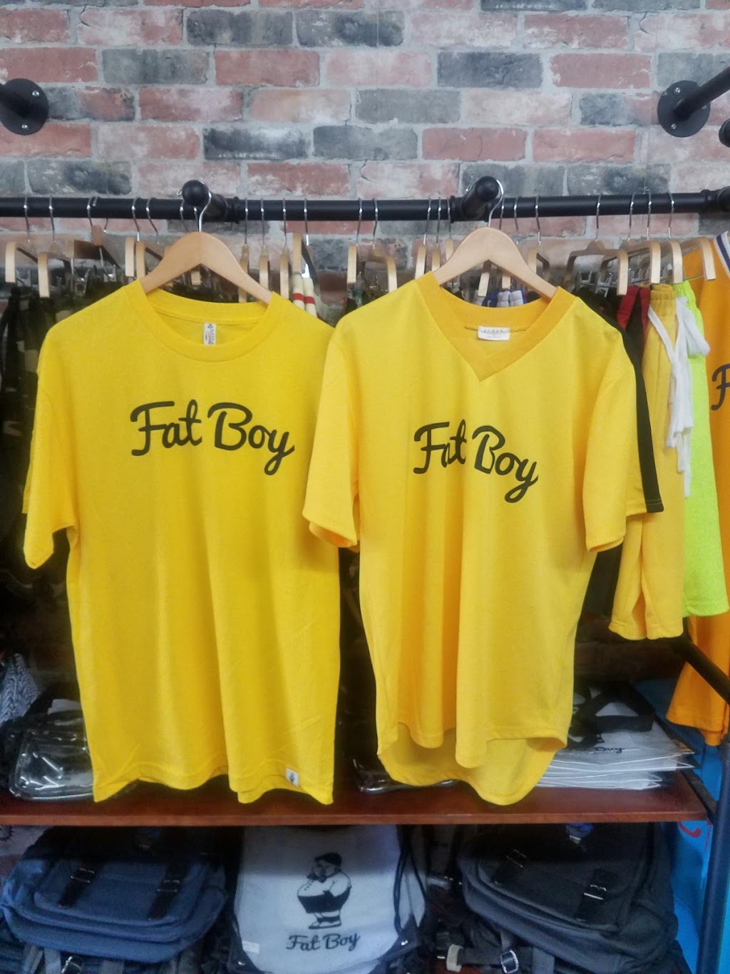 Fat Boys Club | 3138 E 7th St, Long Beach, CA 90804, USA | Phone: (562) 588-7117