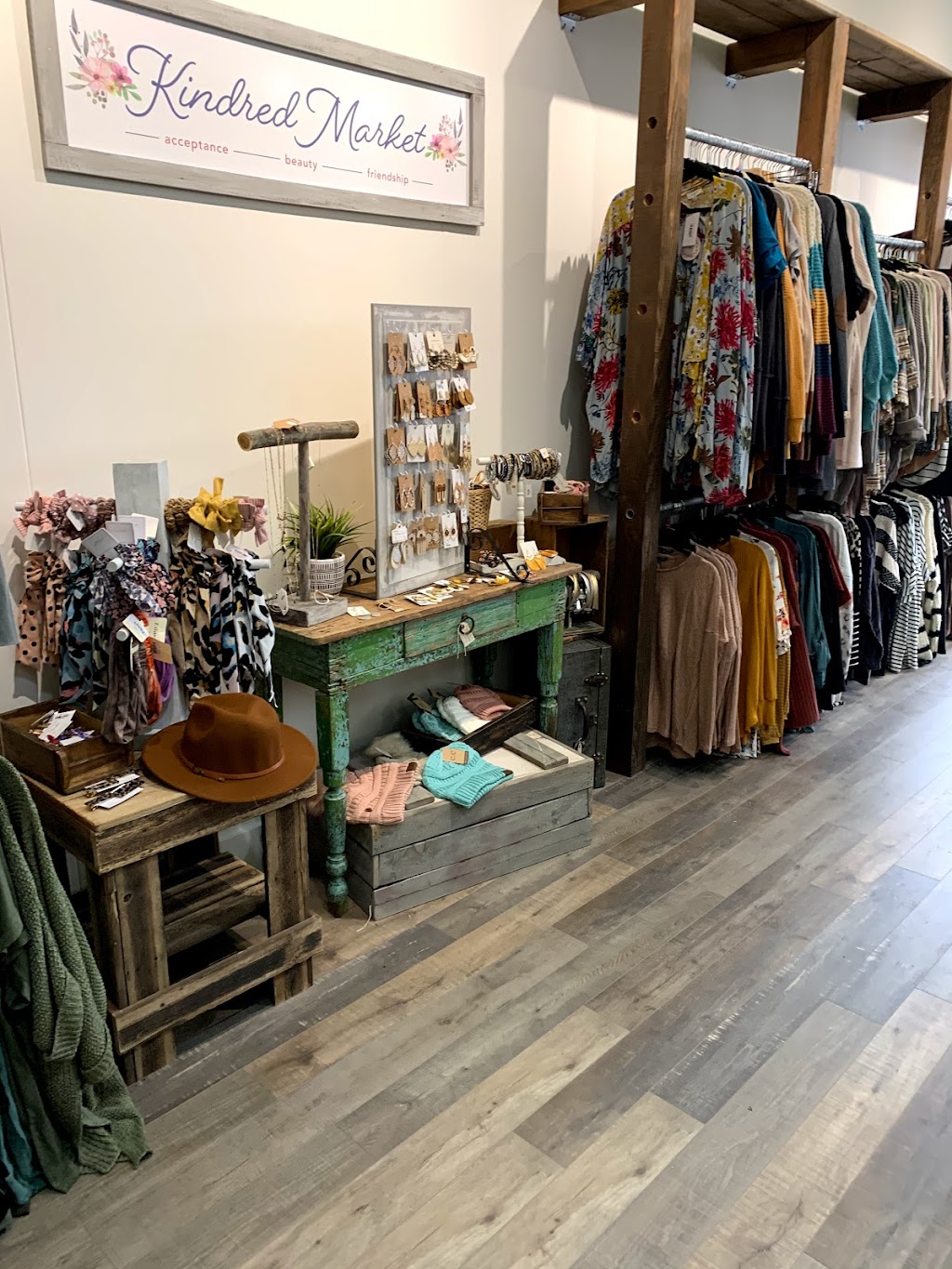 Kindred Market Boutique | 114 E Main St, Forney, TX 75126, USA | Phone: (469) 596-2175