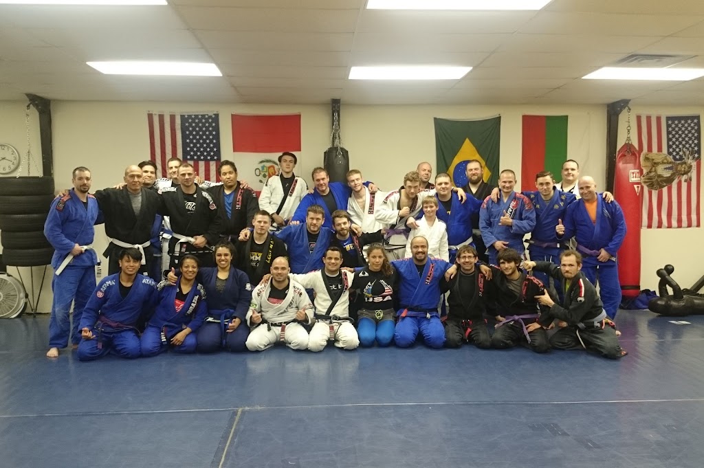 Filipe Barbosa Brazilian Jiu-Jitsu Academy | S4066 County Hwy BD, Baraboo, WI 53913, USA | Phone: (608) 477-0021