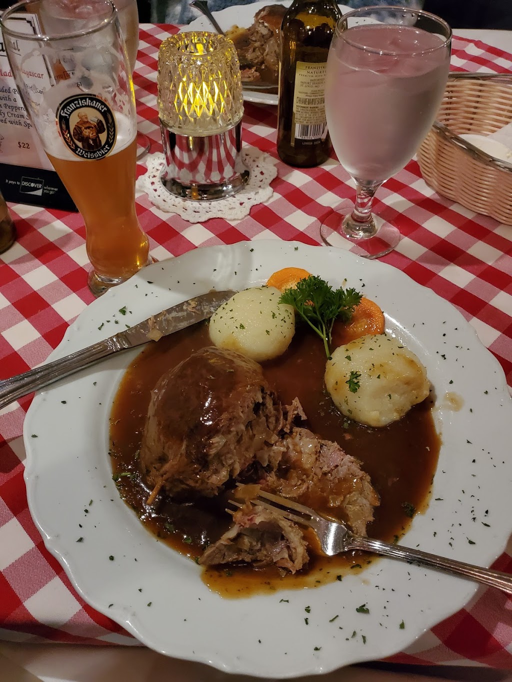 Gasthaus German Restaurant | 4812 Brownsboro Center, Louisville, KY 40207 | Phone: (502) 899-7177