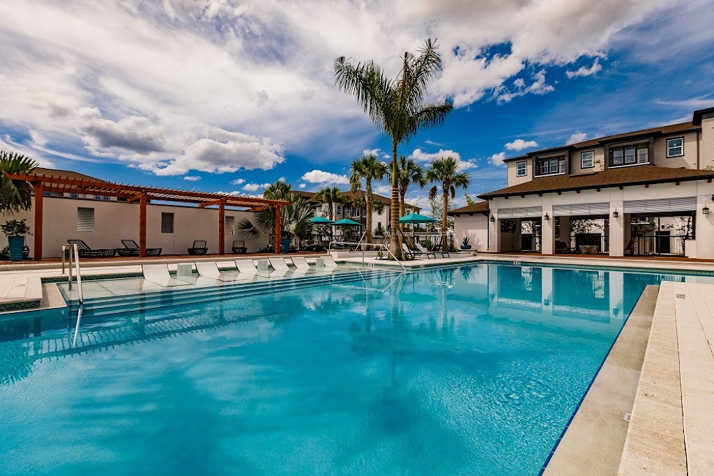 Harrison Apartments | 2575 University Pkwy, Sarasota, FL 34243, USA | Phone: (941) 256-2519