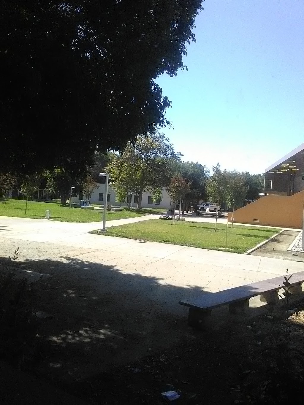 LAVC Community Services Center | 5800 Fulton Ave, Valley Glen, CA 91401, USA | Phone: (818) 947-2577