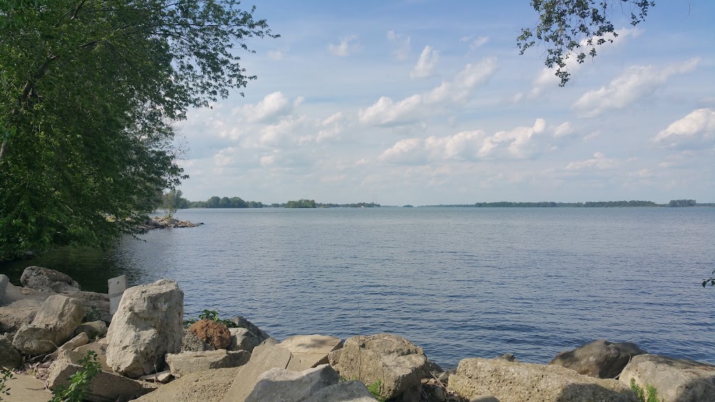 Lake Erie Metropark | 32481 W Jefferson Ave, Brownstown Charter Twp, MI 48173, USA | Phone: (734) 379-5020