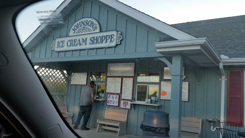 Sweet Dream Ice Cream & Cafe | N-527, OH-108, Napoleon, OH 43545, USA | Phone: (419) 579-8088