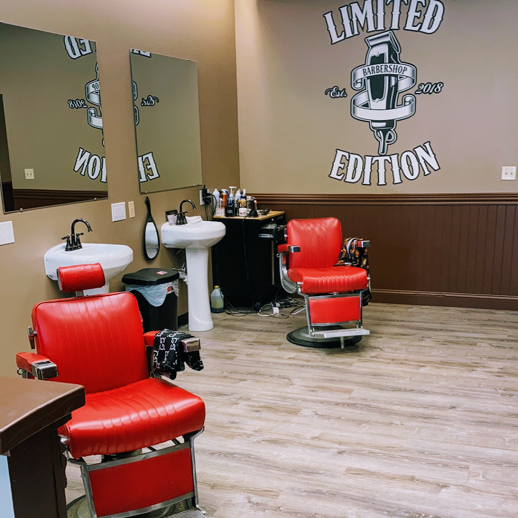 Limited Edition Barbershop | 2383 S Main St suite A102, Akron, OH 44319, USA | Phone: (330) 734-5256