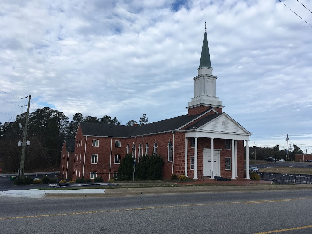 Coats Community Church | 275 N McKinley St, Coats, NC 27521, USA | Phone: (910) 897-2881