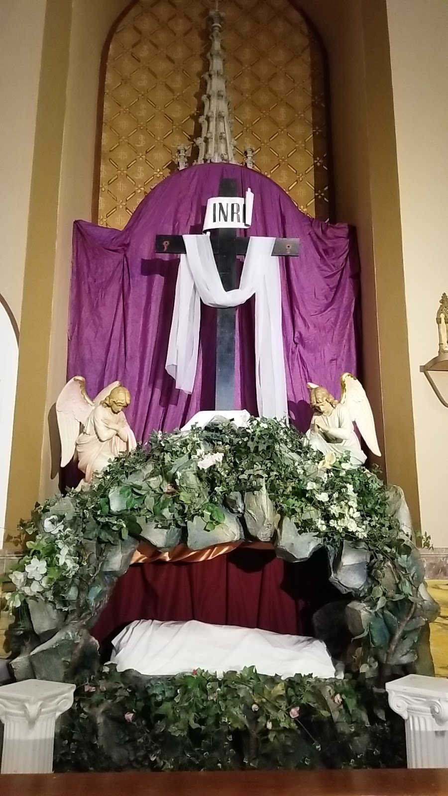 St Casimir Catholic Church in 239 Nepperhan Ave, Yonkers, NY 10701, USA