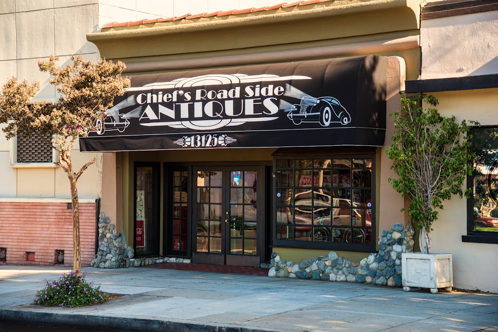 Chiefs Roadside Antiques | 13125 Whittier Blvd, Whittier, CA 90602, USA | Phone: (562) 325-1099