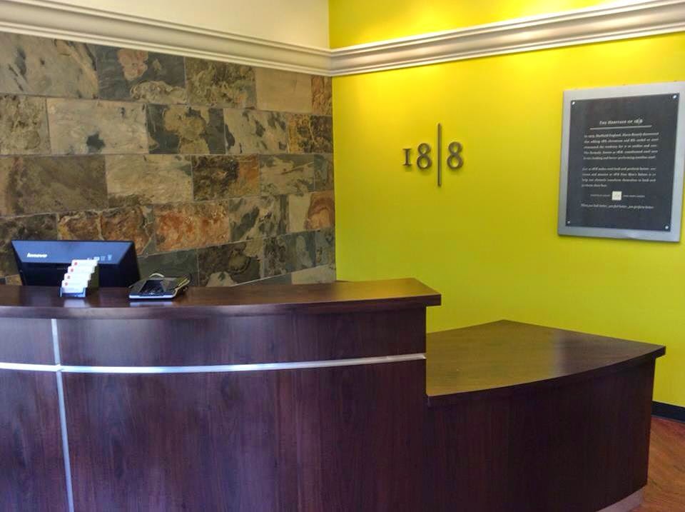 18|8 Fine Mens Salons - Creve Coeur | 10901 Olive Blvd, Creve Coeur, MO 63141, USA | Phone: (314) 755-1988