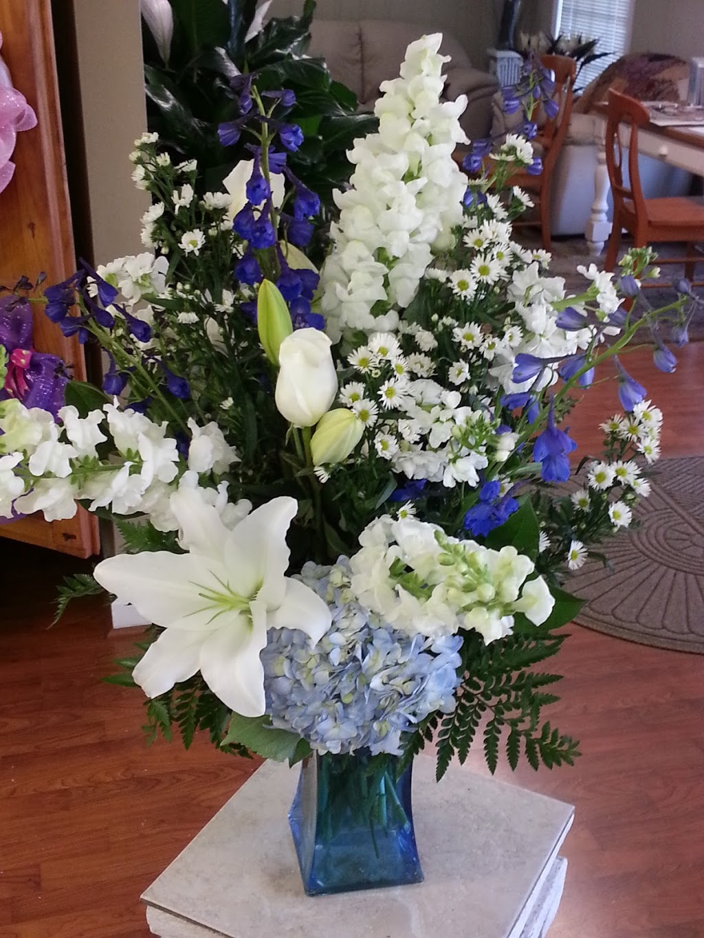 Starclaire House of Flowers | 1421 Emerywood Dr, Charlotte, NC 28210, USA | Phone: (704) 553-2435