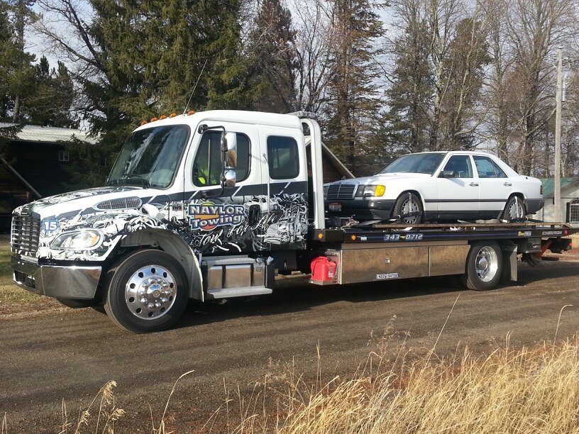 Naylor Towing Boise | 3855 S Rushmore Way, Boise, ID 83709, USA | Phone: (208) 343-0799