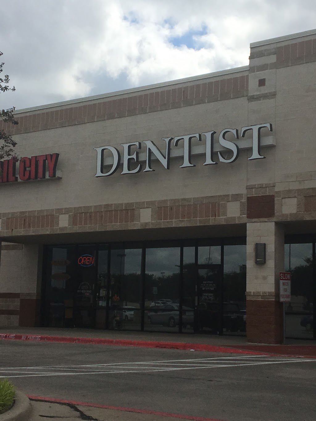 Dr. Isaac H. Le, DDS | 8004 Denton Hwy, Watauga, TX 76148 | Phone: (817) 577-7100