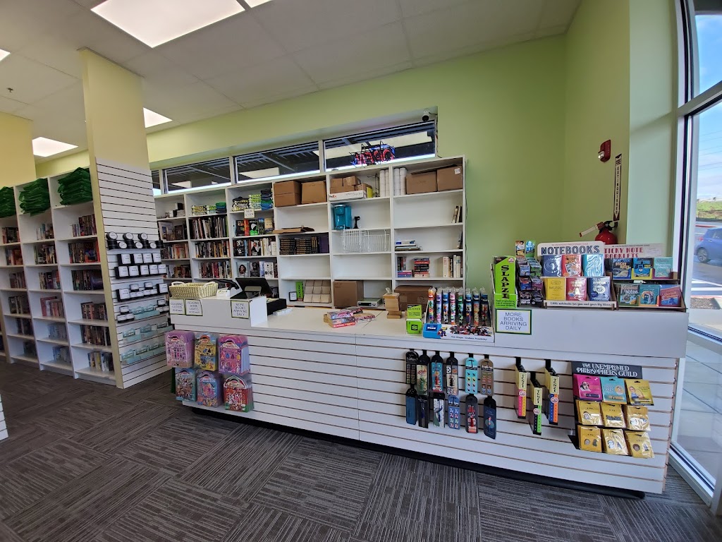 Walls of Books | 27339 Covington Way SE Suite C-2, Covington, WA 98042, USA | Phone: (253) 631-3976