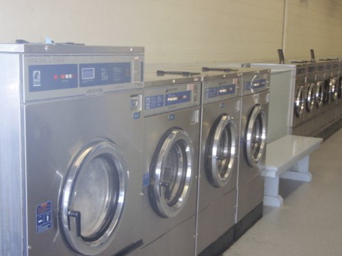 Roxboro Laundry Land Laundromat | 820 N Madison Blvd, Roxboro, NC 27573, USA | Phone: (434) 793-2011