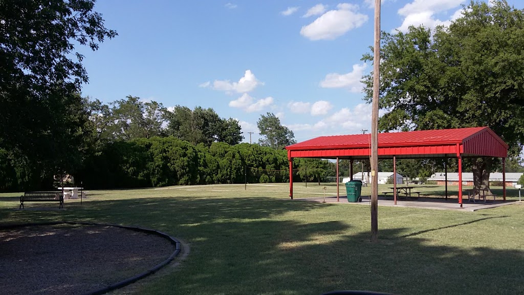 Bledsoe Park | 1 Ash Ave, Yukon, OK 73099, USA | Phone: (405) 350-8937