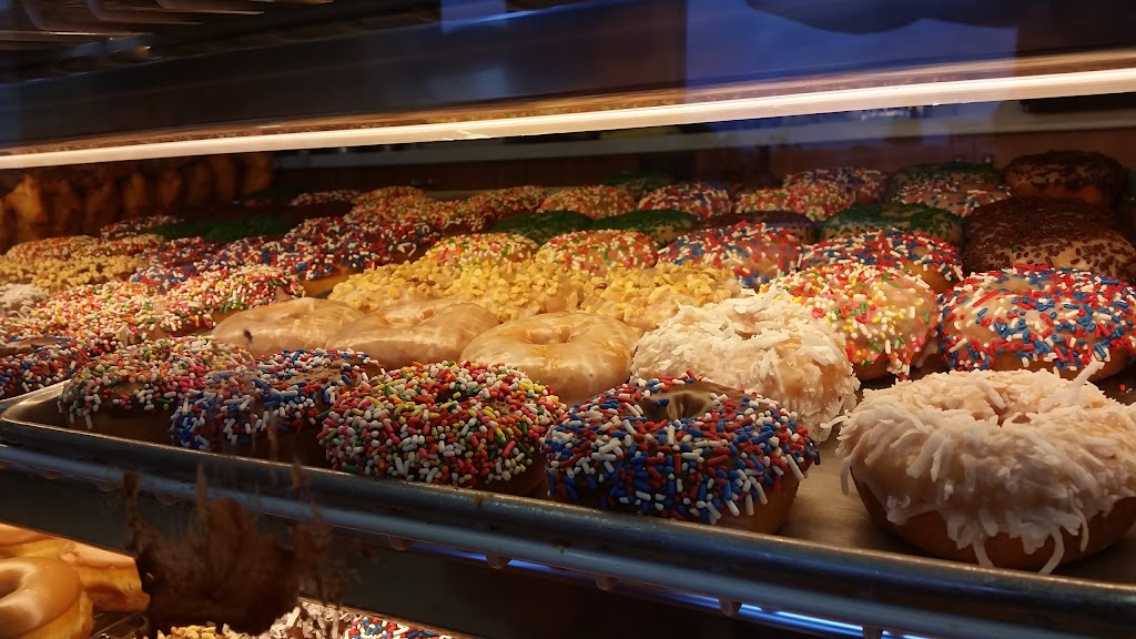 Donut Basket | 1705 Branham Ln # B1, San Jose, CA 95118, USA | Phone: (408) 269-1650