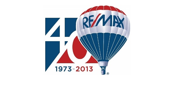 Re/Max Momentum | 14697 Delaware St #1200, Westminster, CO 80023, USA | Phone: (303) 920-9202