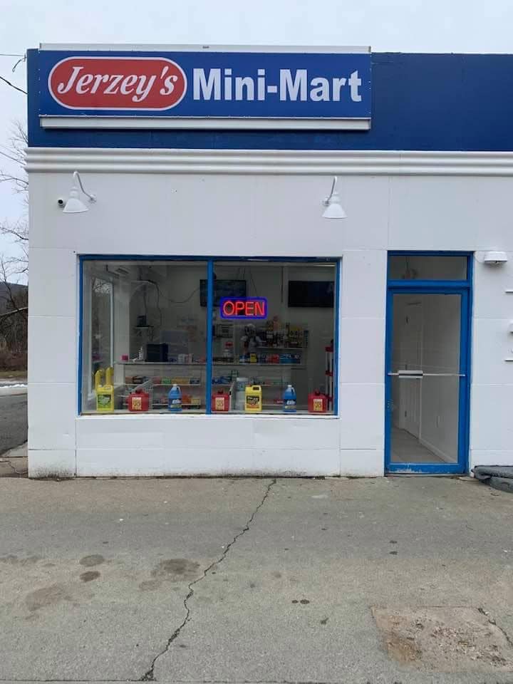 Jerzeys Mini Mart | 186 Main St, Ogdensburg, NJ 07439, USA | Phone: (908) 696-6892