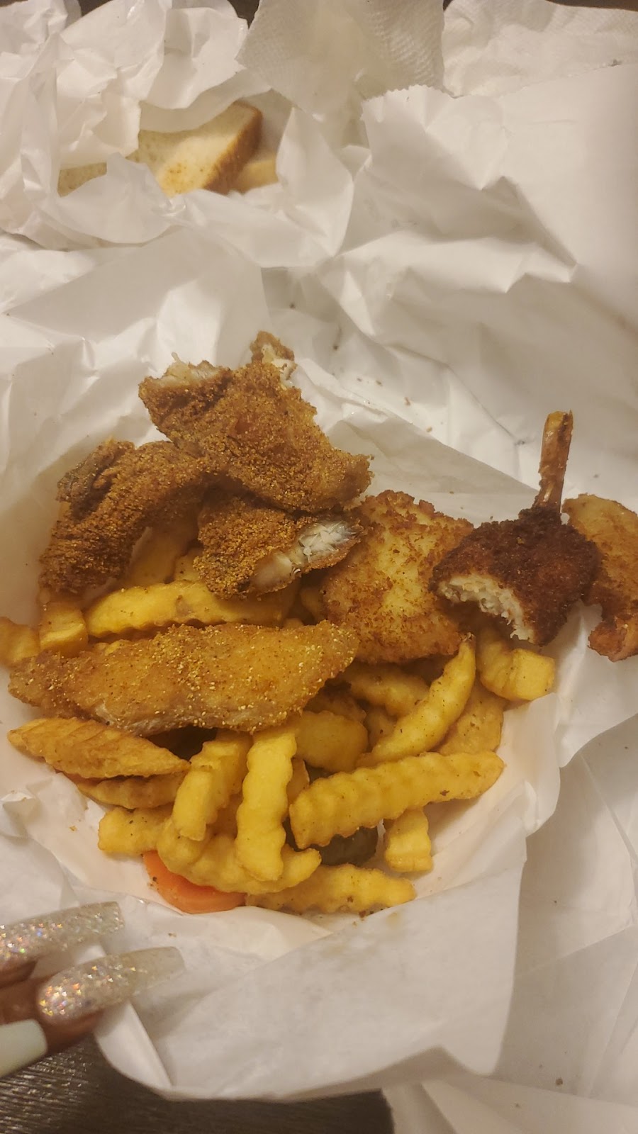Louisiana Fried Catfish & Chicken | 1426 Acton Ave, Duncanville, TX 75137, USA | Phone: (972) 780-7176