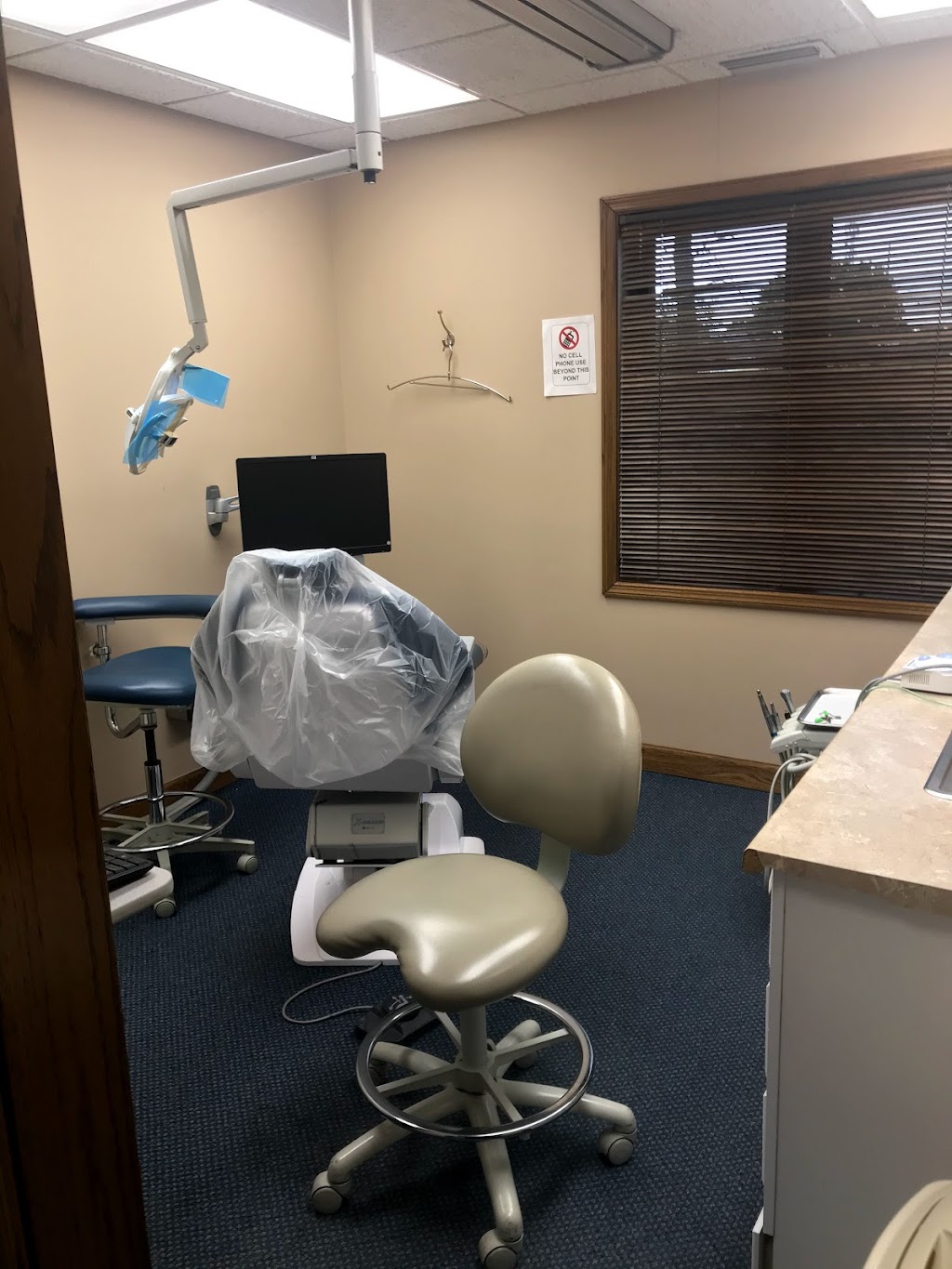 Lakeland Creek Family Dental | 8080 Utah St, Merrillville, IN 46410, USA | Phone: (219) 947-2581