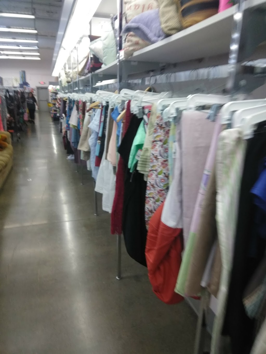 Goodwill Sacramento Valley & Northern Nevada | 1770 E Main St, Woodland, CA 95776 | Phone: (530) 668-8249