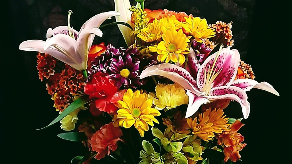 Heartfelt Floral Creations | 409 FM156, Justin, TX 76247, USA | Phone: (940) 210-2719