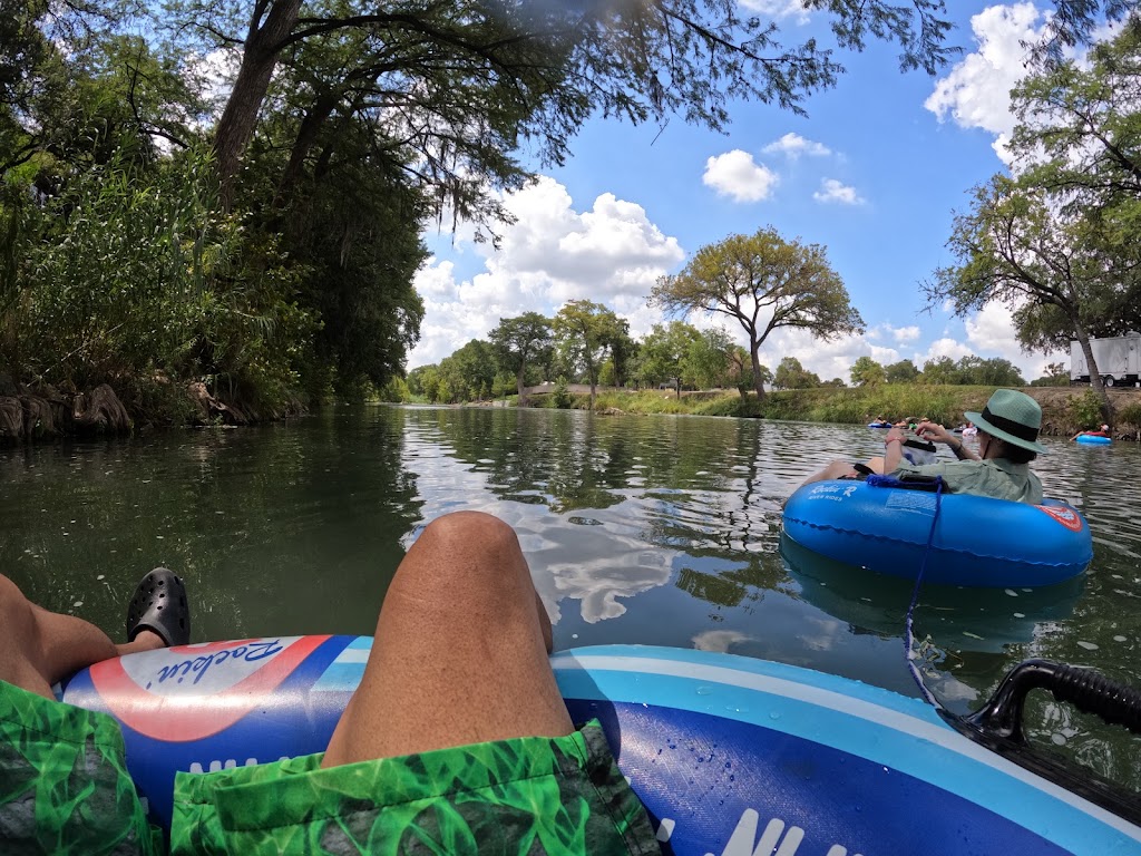 Rockin R River Rides | 1405 Gruene Rd, New Braunfels, TX 78130 | Phone: (830) 629-9999