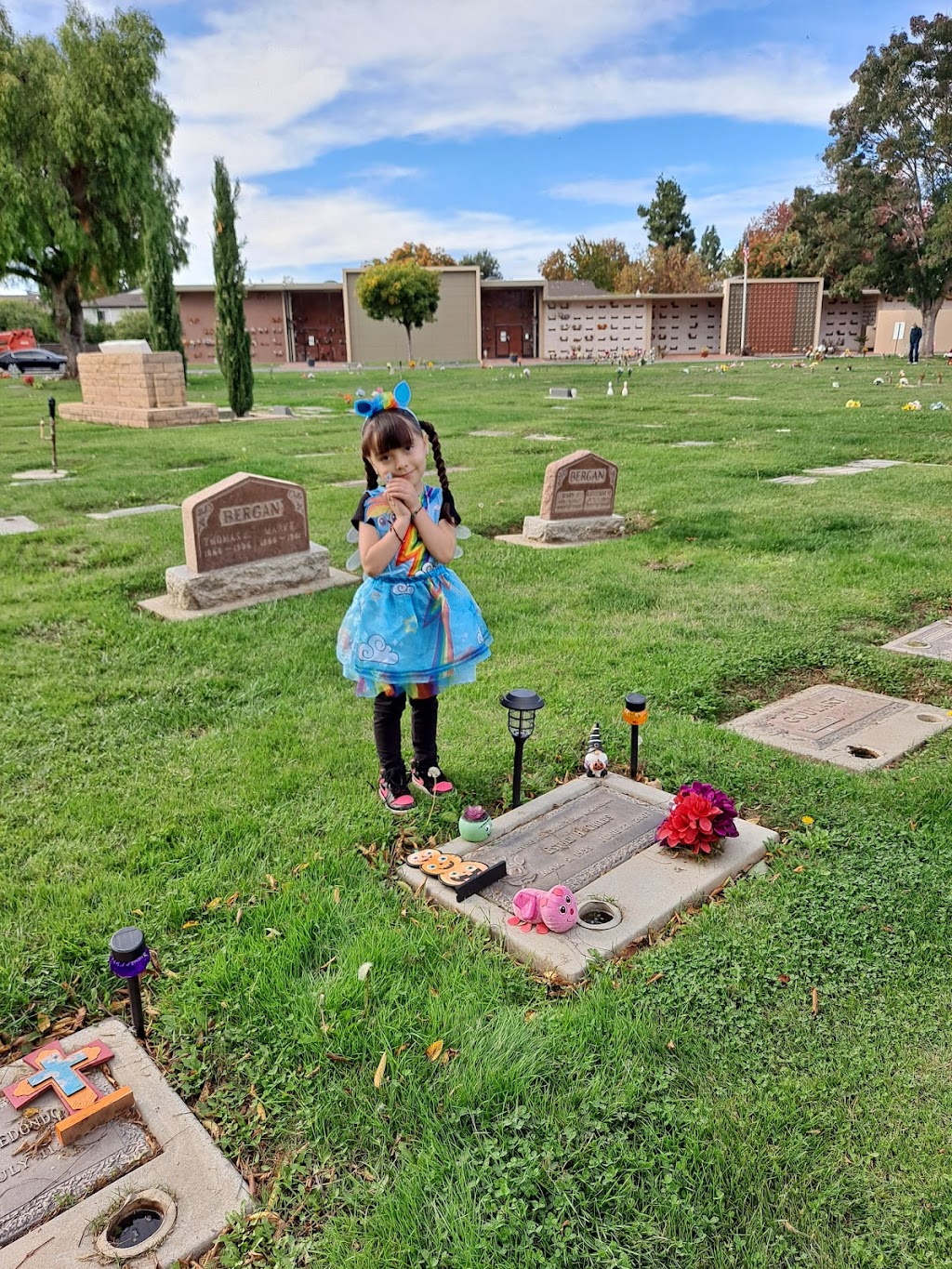 Irvington Memorial Cemetery | 41001 Chapel Way, Fremont, CA 94538, USA | Phone: (510) 656-5800