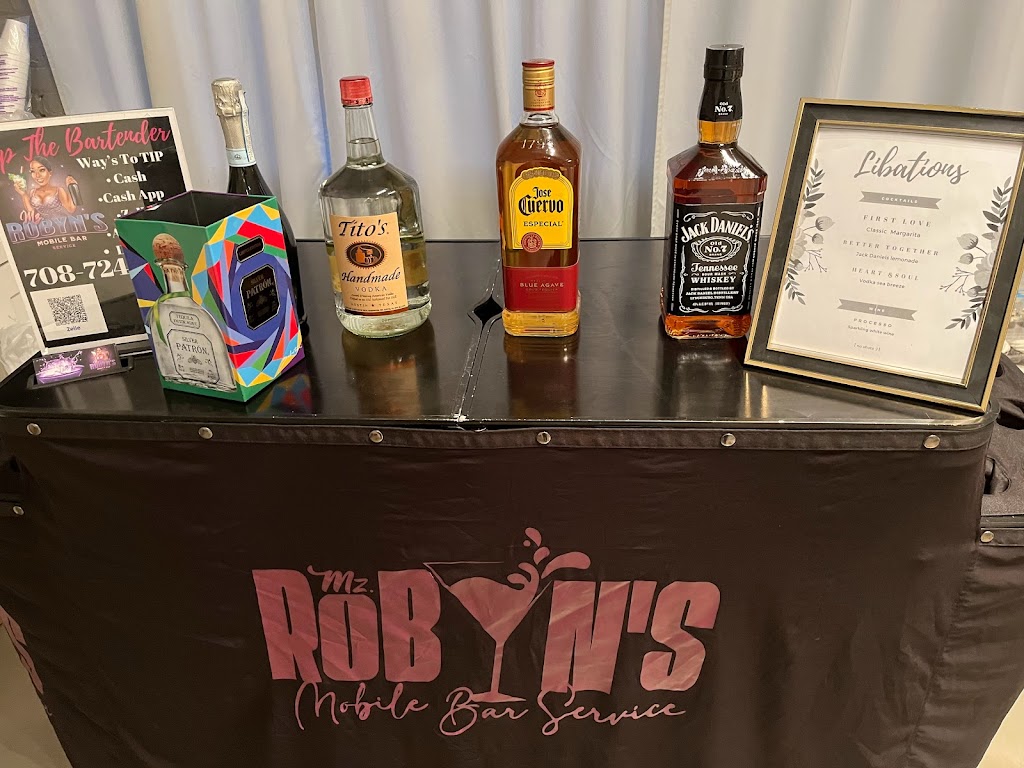 Mz.Robyns Mobile Bartending | 20 S N Arbor Trail, Park Forest, IL 60466, USA | Phone: (708) 724-2875