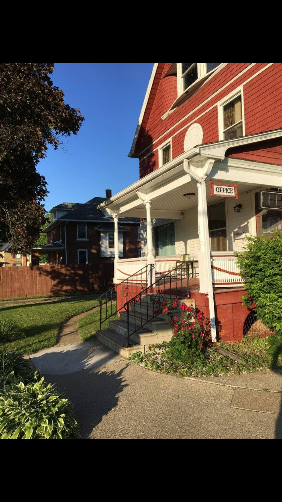 Napoleon Motor Inn 179 E Maumee Ave, Napoleon, OH 43545