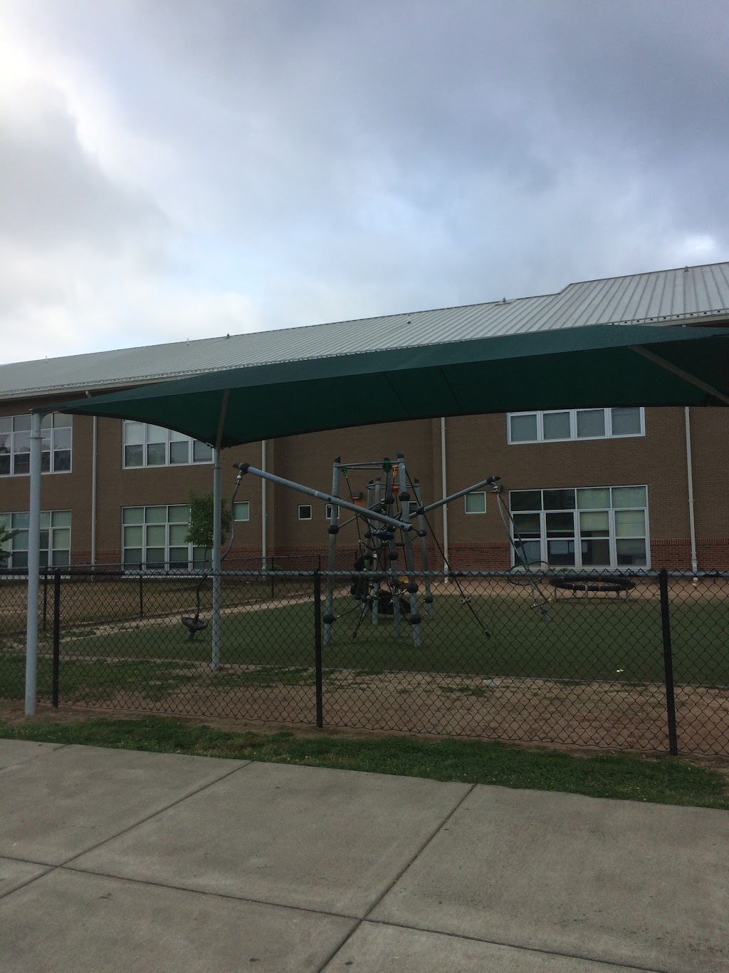 Alston Ridge Elementary School | 11555 Green Level Church Road, Cary, NC 27519, USA | Phone: (919) 544-2474