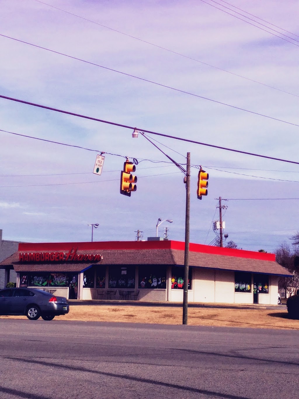 Hamburger Heaven | 1301 Decatur Hwy, Gardendale, AL 35071, USA | Phone: (205) 631-1339