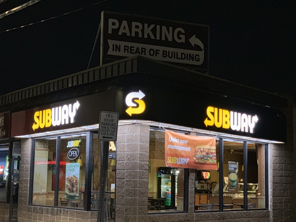 Subway | 890 Old Country Rd, Westbury, NY 11590, USA | Phone: (516) 280-2703