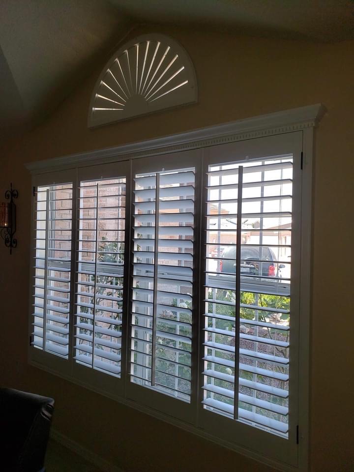 New era custom shutters. | 1508 Blackfoot, El Paso, TX 79928, USA | Phone: (915) 730-2002