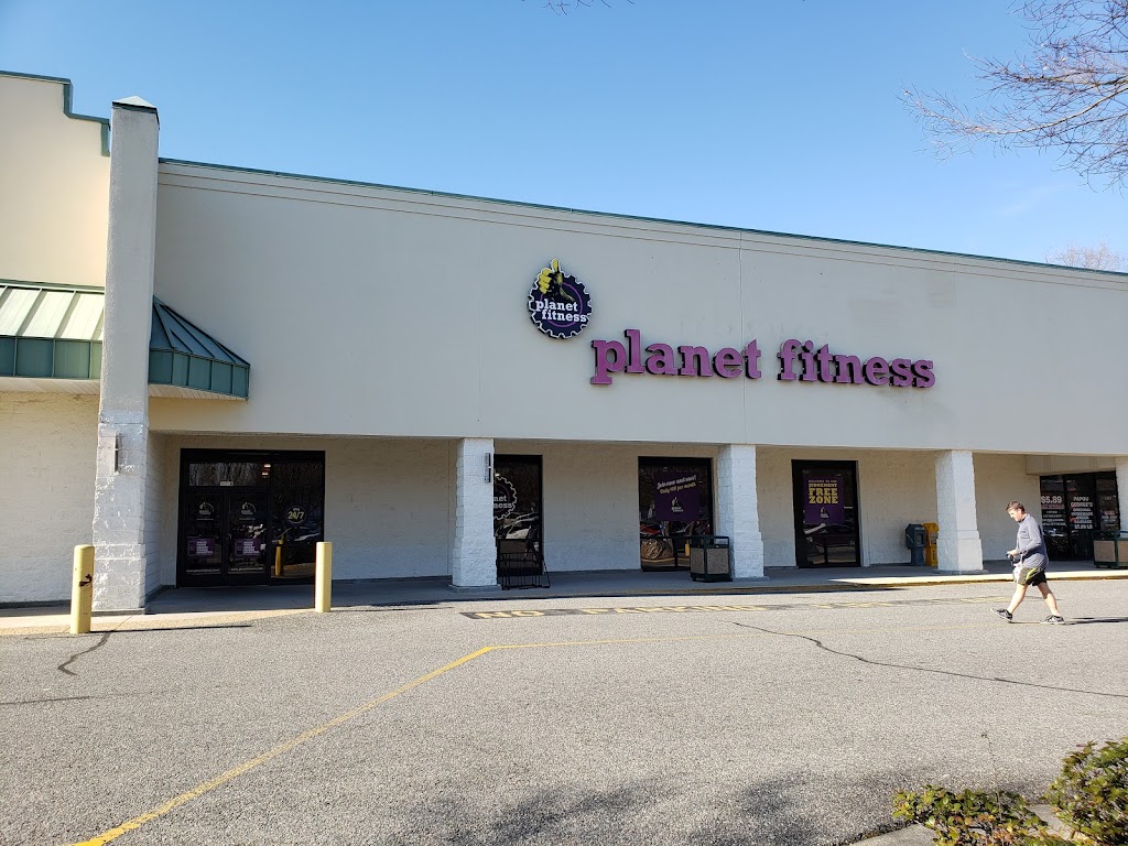 Planet Fitness | 301B Oyster Point Rd, Newport News, VA 23602, USA | Phone: (757) 269-0401