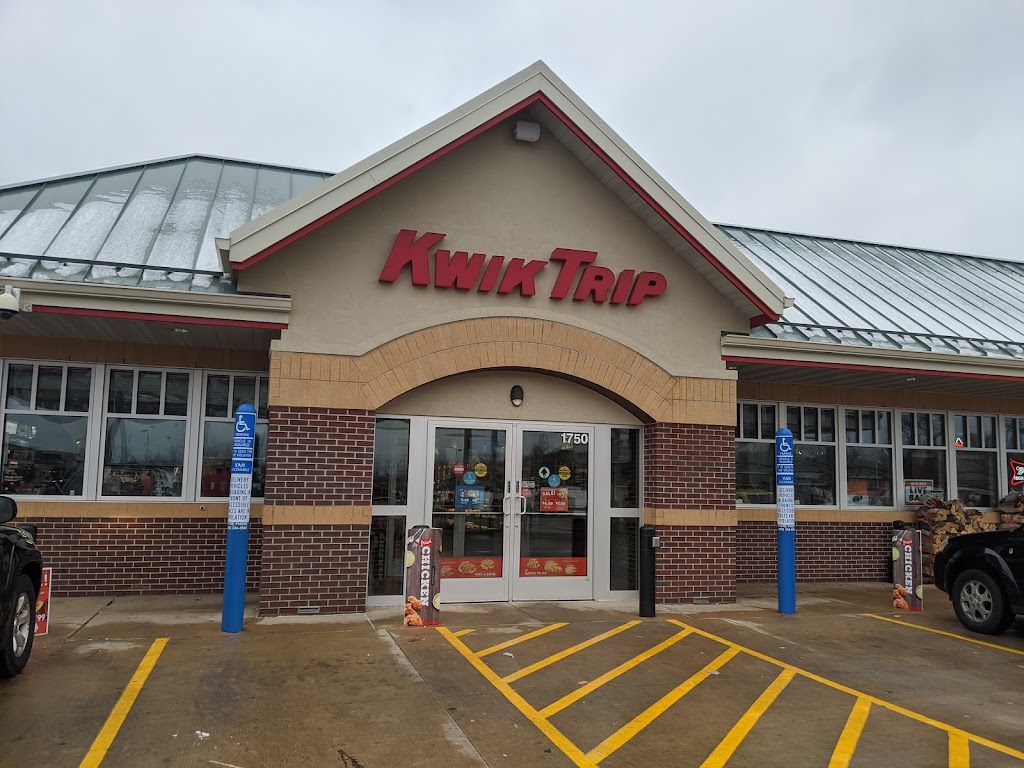 KWIK TRIP #136 | 1750 S Silverbrook Dr, West Bend, WI 53095, USA | Phone: (262) 334-0548