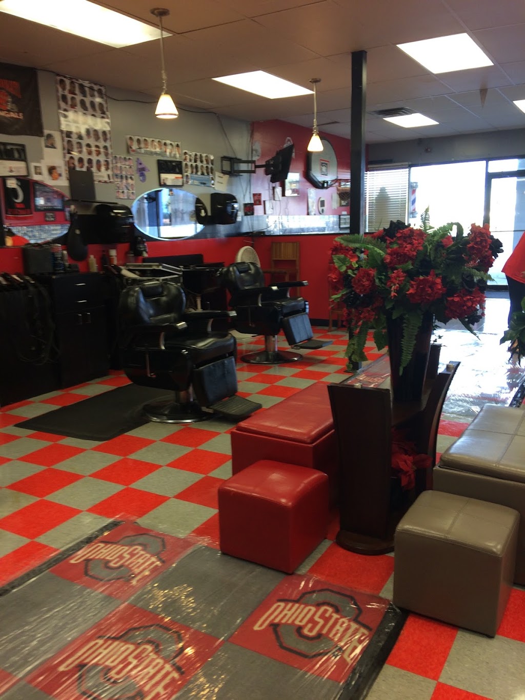 Family Barber and Beauty Shop | 2907 Cincinnati Dayton Rd, Middletown, OH 45044, USA | Phone: (513) 422-5995