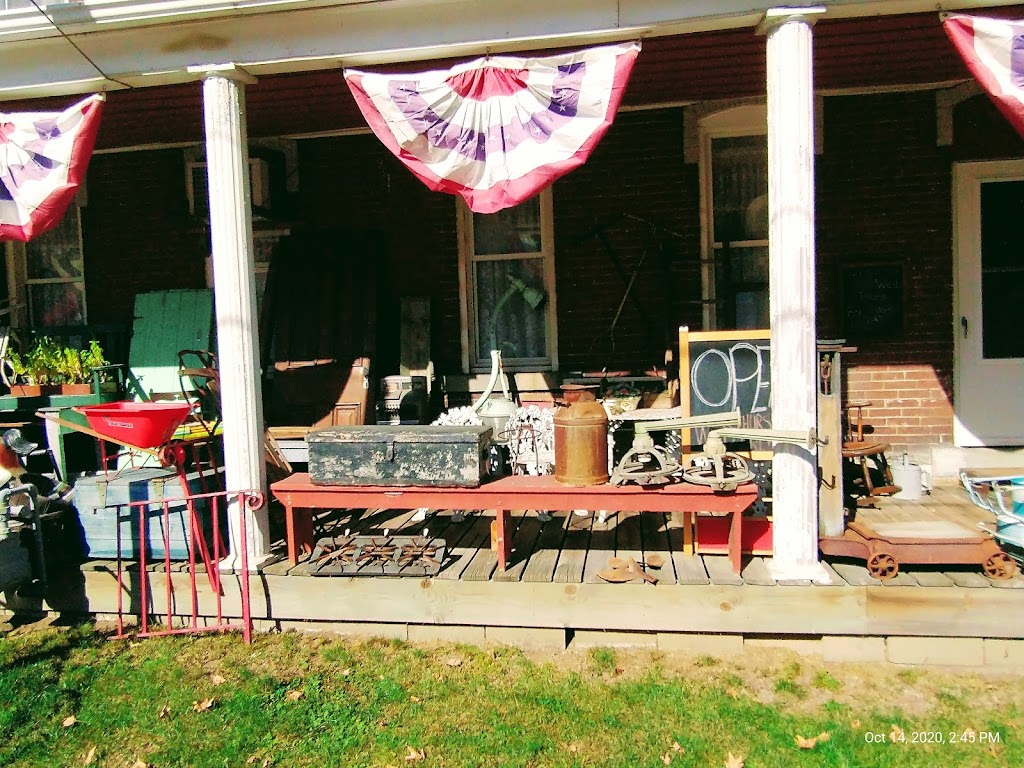 Red Boot Antiques | 905 W Main St, Monongahela, PA 15063, USA | Phone: (724) 884-7509