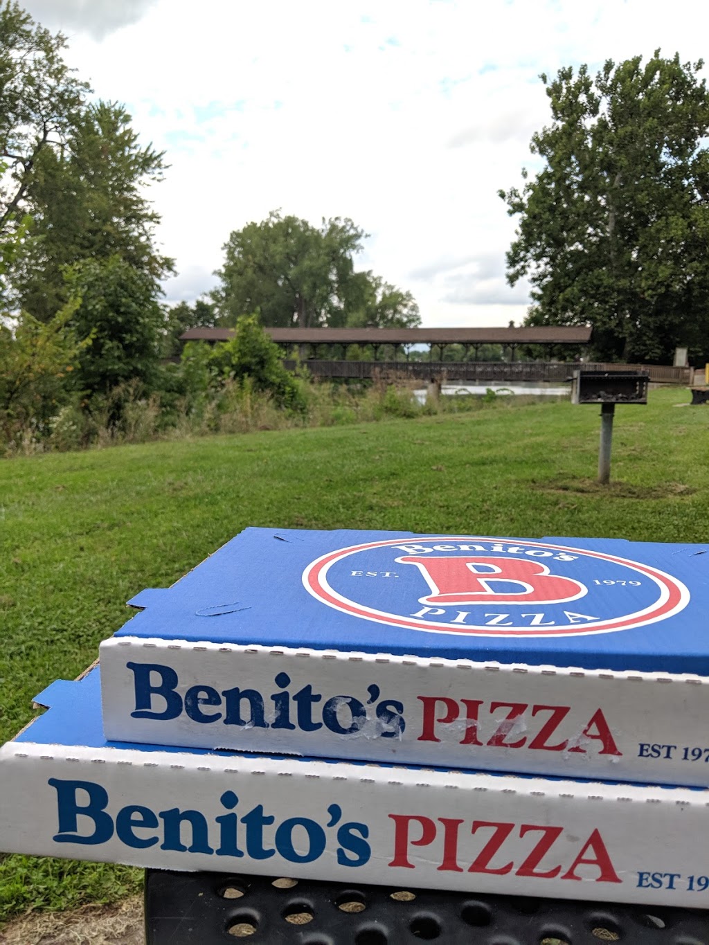 Benitos Pizza | 22428 Huron River Dr, Rockwood, MI 48173, USA | Phone: (734) 379-0850