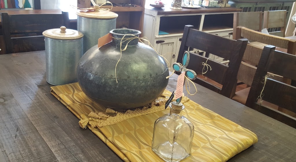 Darlenes Interiors | 145 Falling Hls, New Braunfels, TX 78132, USA | Phone: (210) 316-5398