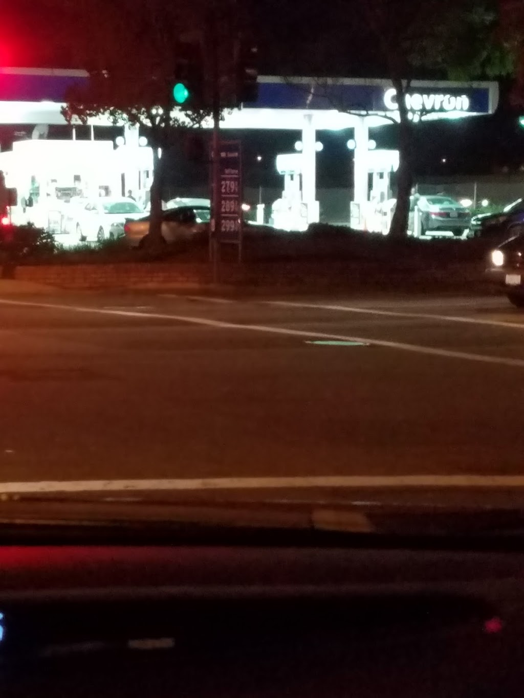 Chevron | 1265 Lawrence Station Rd, Sunnyvale, CA 94089, USA | Phone: (408) 744-0725