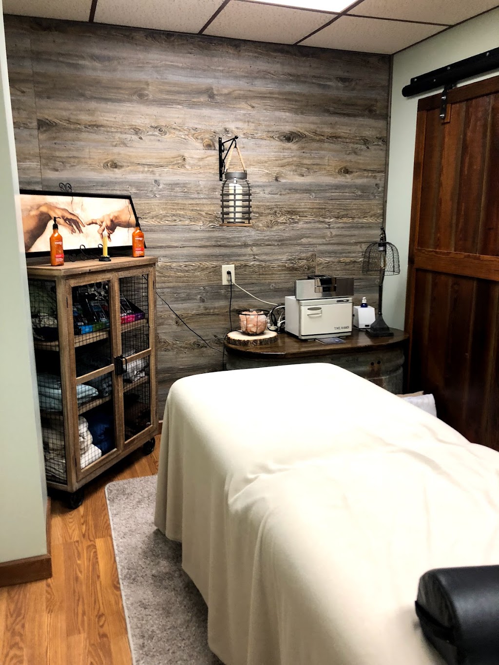 Lemongrass and Honey Thera Spa | 118 S Main St, Celina, OH 45822, USA | Phone: (567) 890-8899