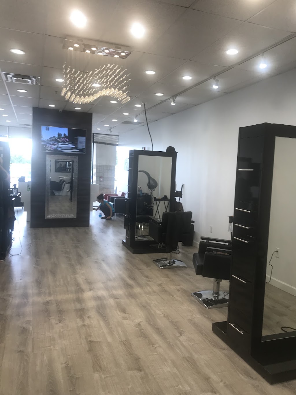 101 Hair Salon | 6267 Haggerty Rd, West Bloomfield Township, MI 48322 | Phone: (248) 668-0101