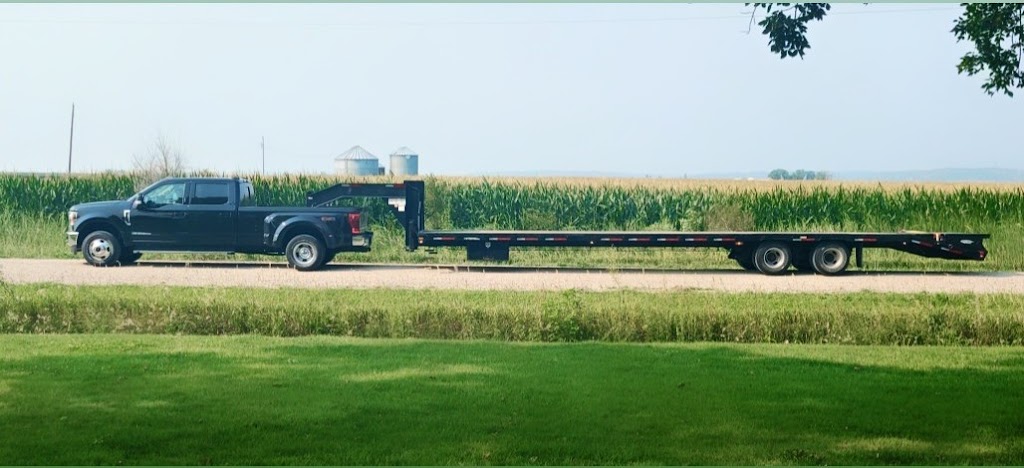 Platinum Transport LLC | 1752 260th St, Modale, IA 51556, USA | Phone: (402) 981-2710