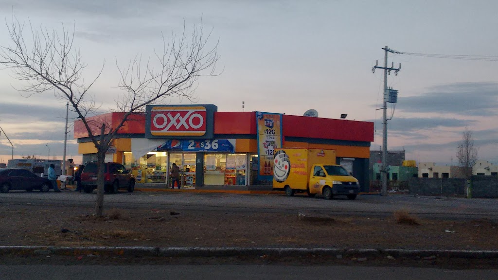 OXXO | Volcán San Martín 1109, Parajes De San Isidro, 32575 Cd Juárez, Chih., Mexico | Phone: 81 8320 2020