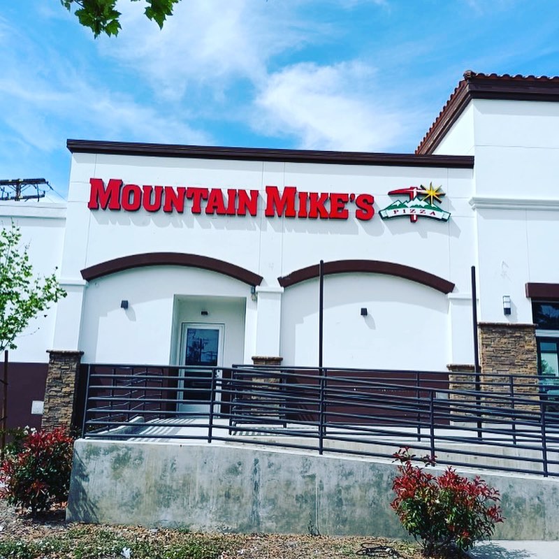 Mountain Mikes Pizza | 65 E Foothill Blvd, Upland, CA 91786, USA | Phone: (909) 767-6222