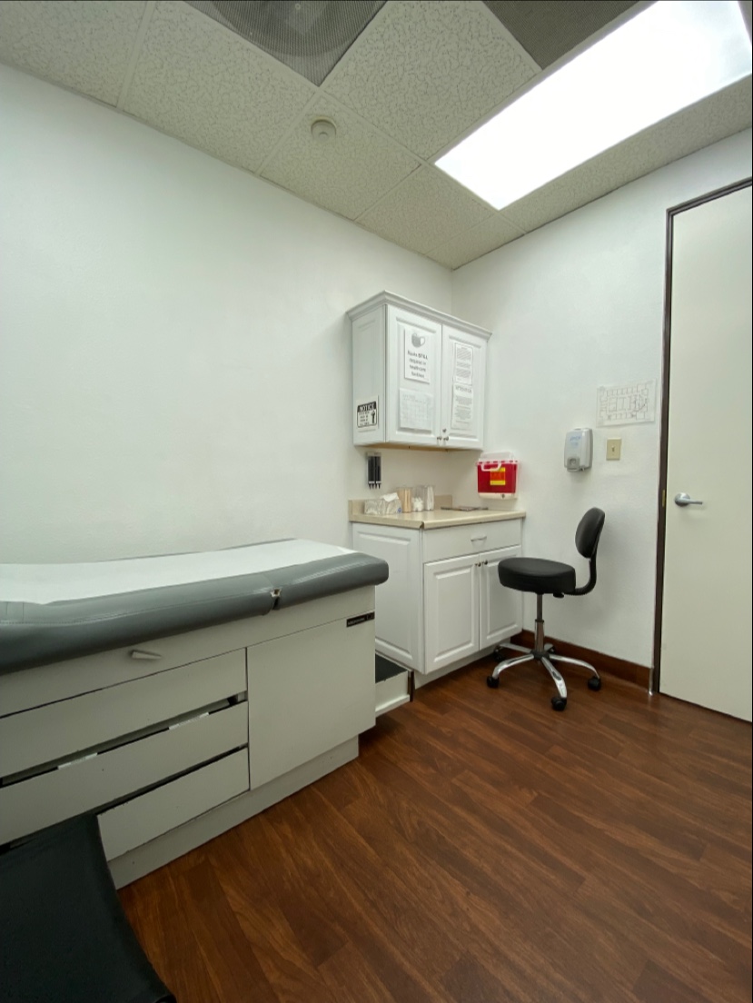 Advanced Medical and Urgent Care Center | 974 W Foothill Blvd, Upland, CA 91786, USA | Phone: (909) 981-2273